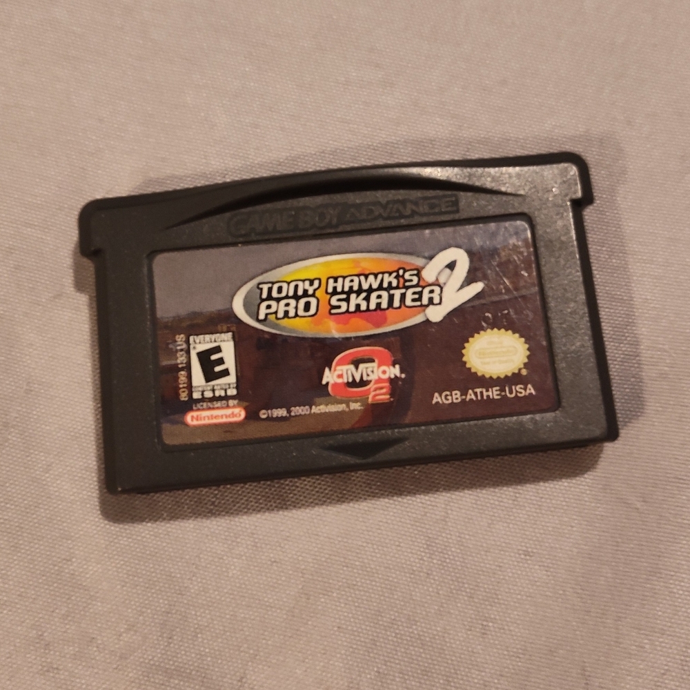Vintage Gameboy Advance TONY HAWK 2 Game